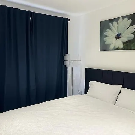 Cosy And Prime Location Apartment